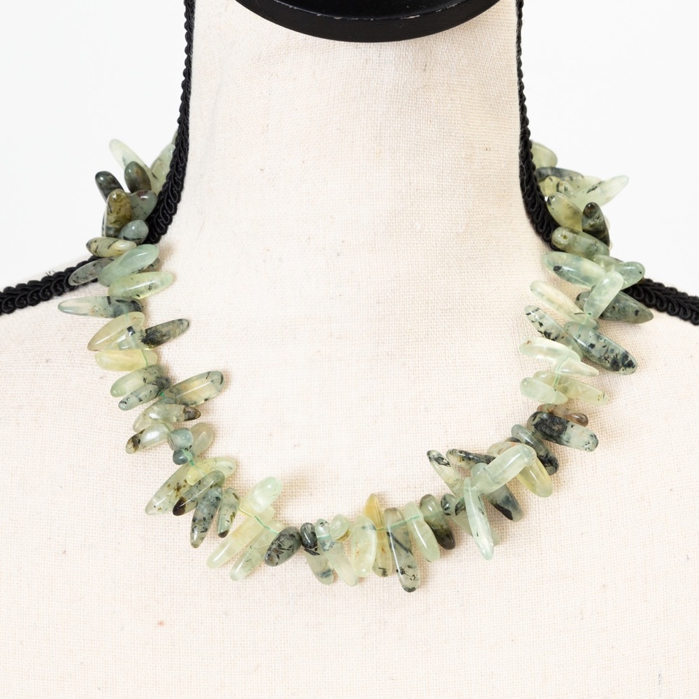Long shape chip beads look necklace earth tones green boho chic